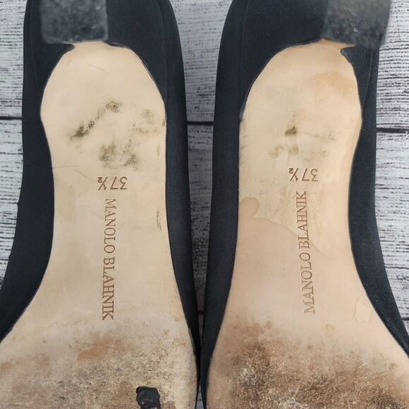 Manolo Blahnik Black 2" Heels Rhinestone Buckle Pointed Toe size 37.5 (7.5 US) - Picture 10 of 16